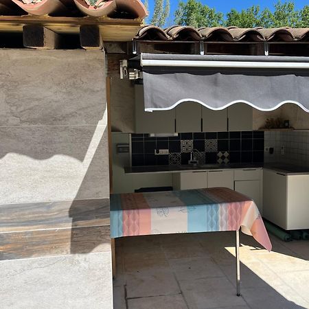 Chambres Hotes Chez Chris Roquemaure  Exterior foto